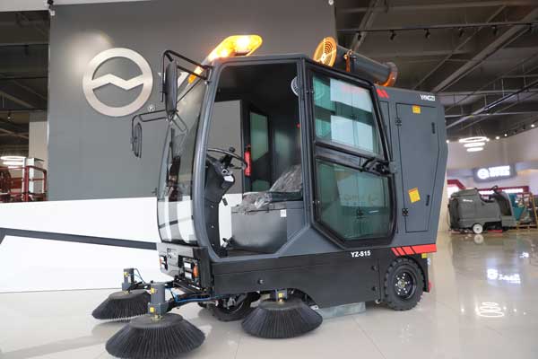 全封閉電動掃地車 全封閉電動掃地車