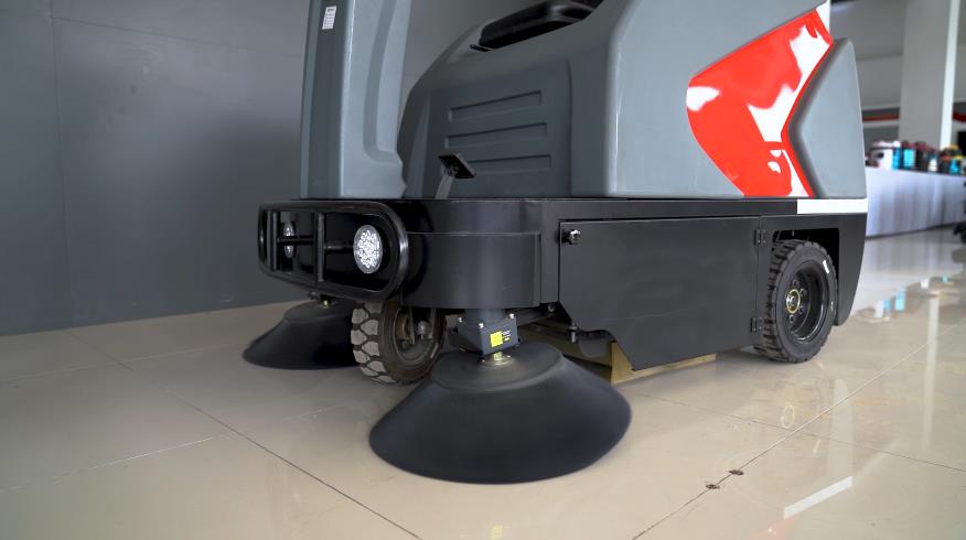 駕駛式掃地機提供了一種經(jīng)濟高效的方式來清潔您的業(yè)務(wù) 駕駛式掃地機提供了一種經(jīng)濟高效的方式來清潔您的業(yè)務(wù)