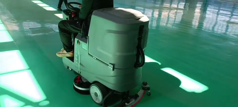 工業(yè)洗地機(jī)特點(diǎn) 工業(yè)洗地機(jī)特點(diǎn)