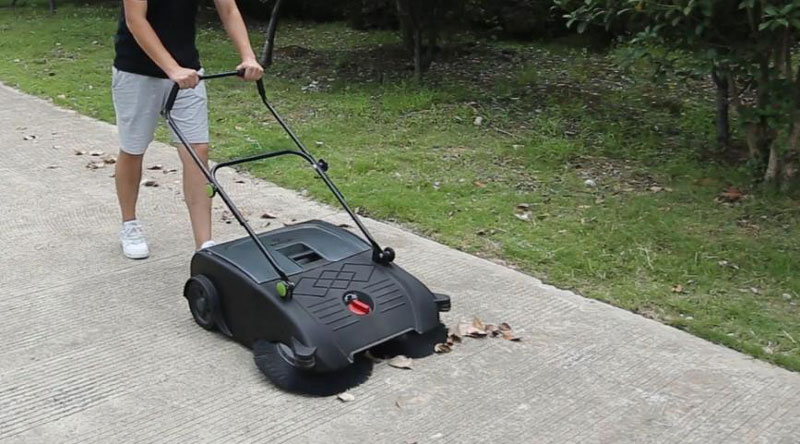 手推式掃地機(jī)和駕駛式掃地機(jī)哪個(gè)好 手推式掃地機(jī)和駕駛式掃地機(jī)哪個(gè)好