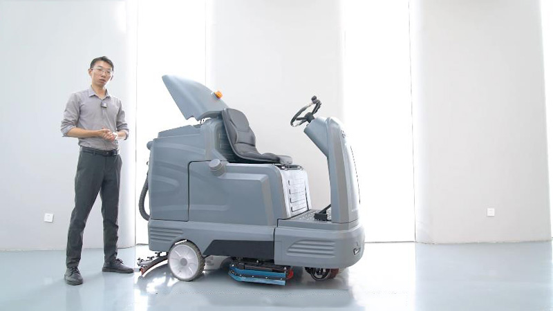 工廠需要掃地機(jī)洗地機(jī)的三個(gè)原因 工廠需要掃地機(jī)洗地機(jī)的三個(gè)原因