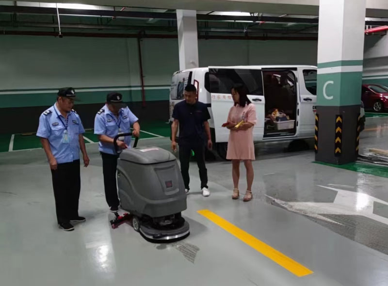 洗地機用在哪些地方 洗地機用在哪些地方