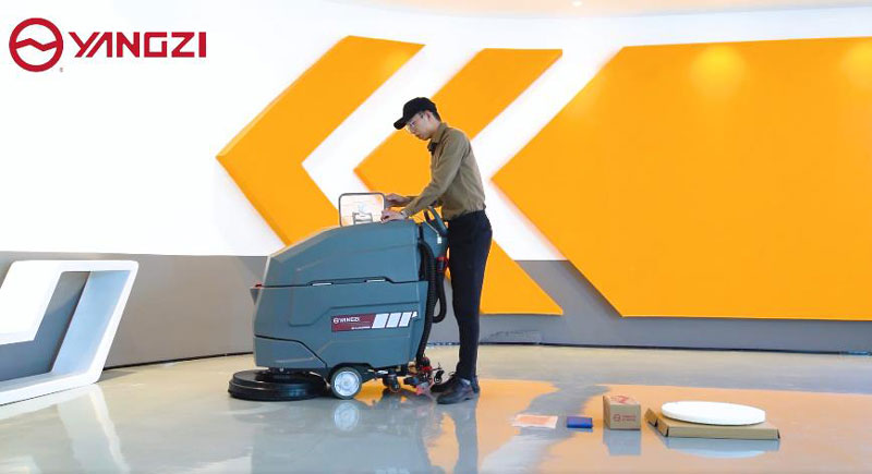 手推式洗地機如何正確獲得雙重保護 手推式洗地機如何正確獲得雙重保護