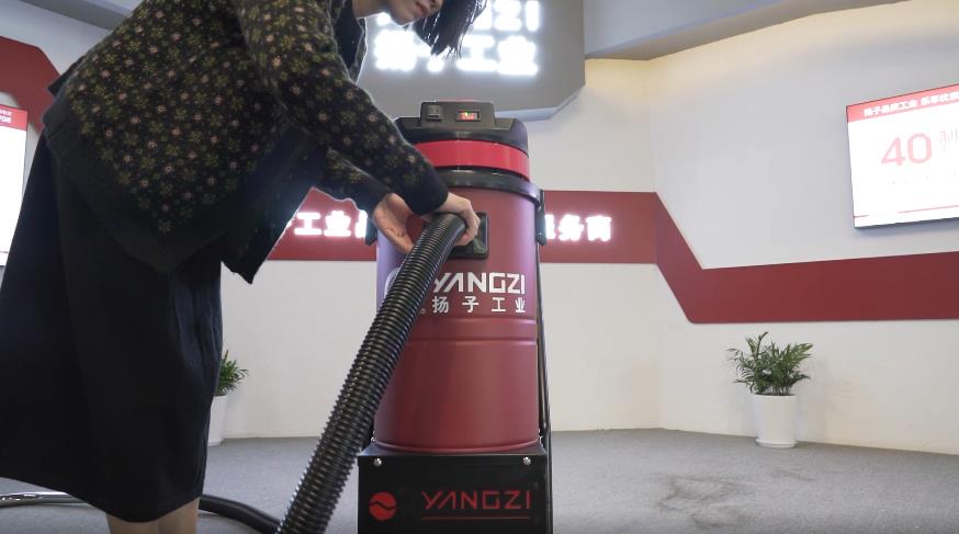 工業用吸塵器