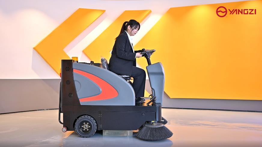 電動小型掃地車工作方式 電動小型掃地車工作方式