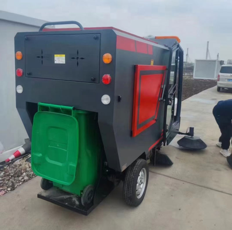 小型掃地車(chē)吸塵車(chē)廠家如何選擇產(chǎn)品