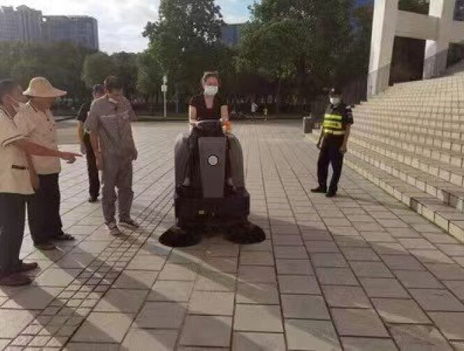 揚子掃地機對物業小區的好處 揚子掃地機對物業小區的好處