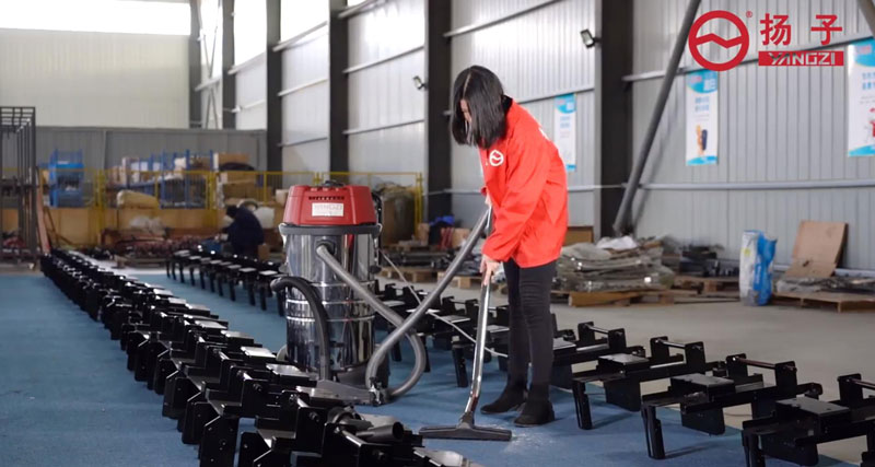 地毯清掃器與真空吸塵器 – 哪個最好？